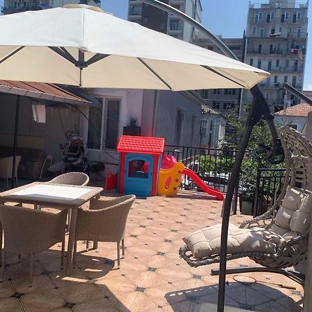 Tinas Sweet Home Batumi Exterior foto